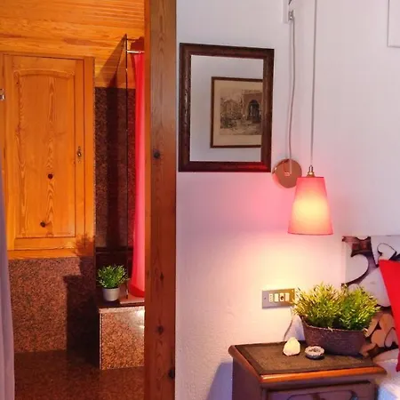 Rec Dels Noguers Couette-café 3*